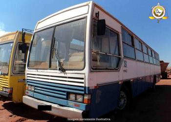 02 VEÍCULO DE PASSAGEIRO/ÔNIBUS, MARCA MERCEDES BENZ